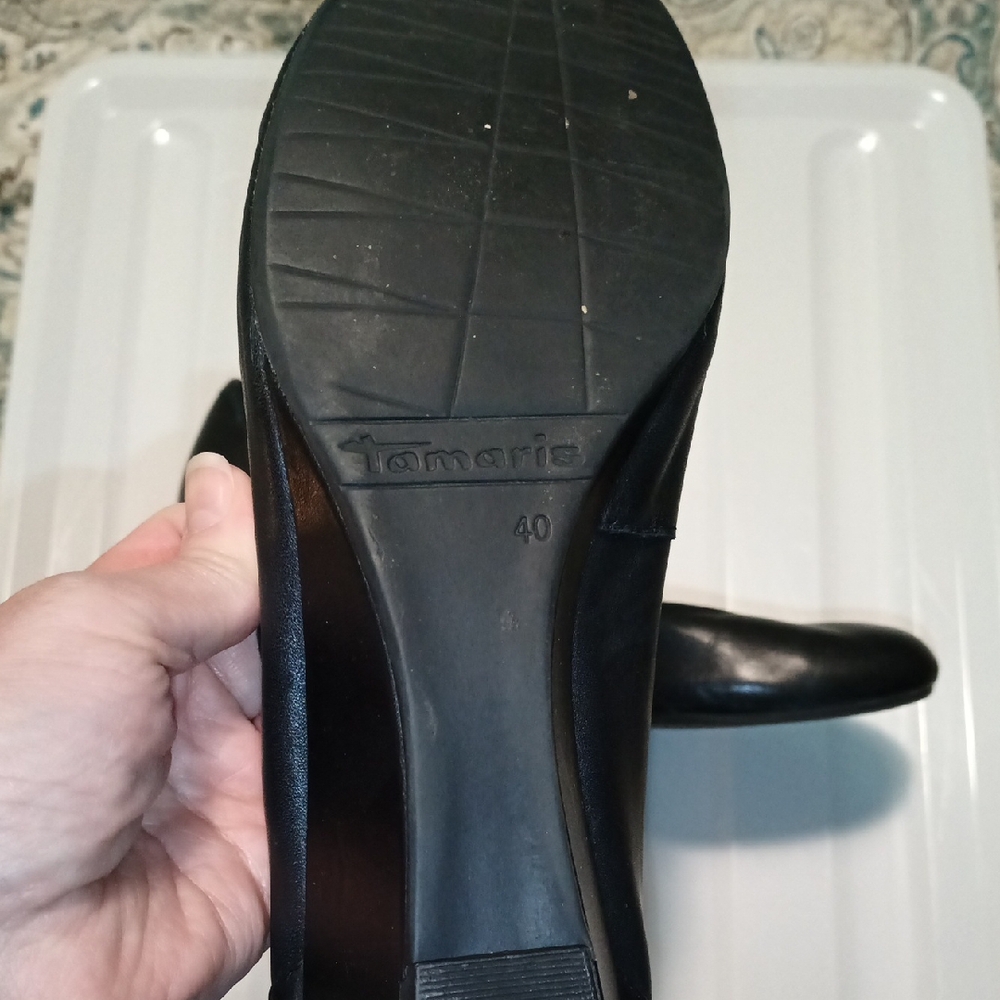 Aris Black Leather Loafers Minimalist Slip-On Flats - Picture 5 of 7